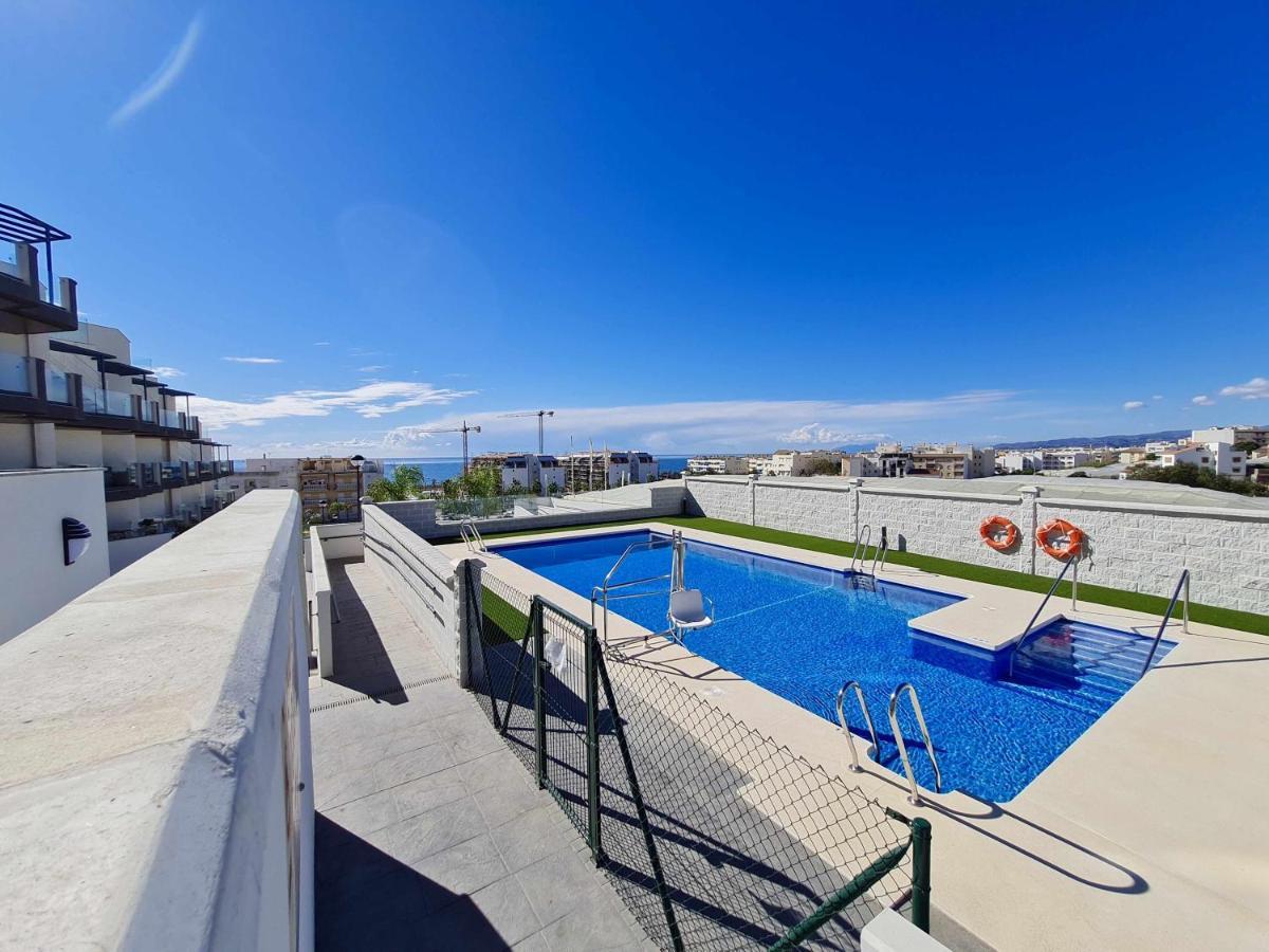 Gran Terraza En Marinsa Beach ตอร์ร็อกซ์ ภายนอก รูปภาพ